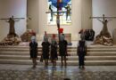 Alunos do Colégio Salesiano encantam com encenação da Paixão e Ressurreição de Cristo